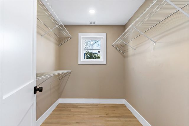 70 Magnolia Street, Bristol, RI 02809