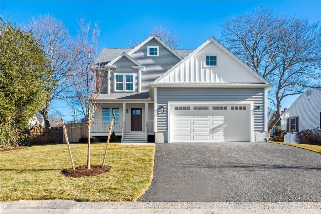 70 Magnolia Street, Bristol, RI 02809