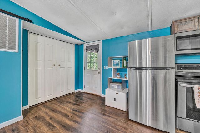 1181 Huntington DR, Bedford, VA 24523