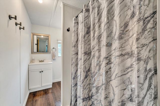 1181 Huntington DR, Bedford, VA 24523