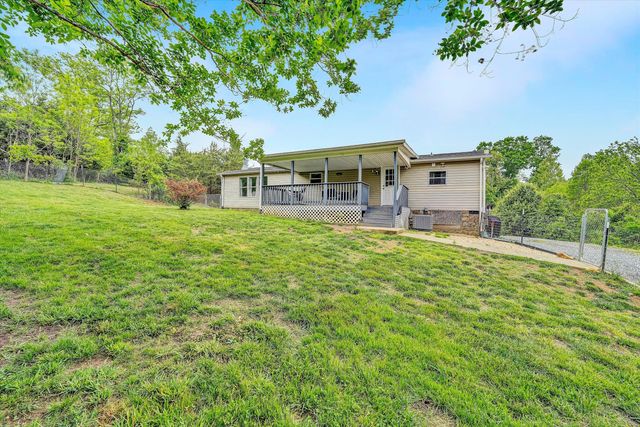 1181 Huntington DR, Bedford, VA 24523
