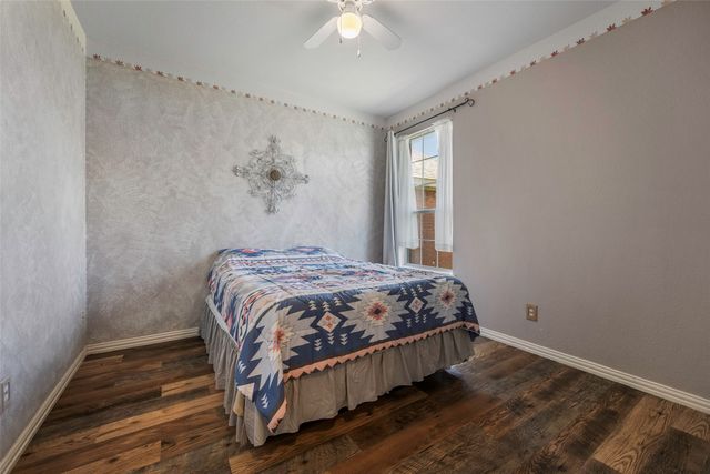 7305 Meadowwood Drive, Rowlett, TX 75089