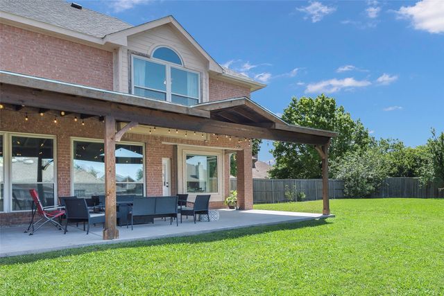 7305 Meadowwood Drive, Rowlett, TX 75089