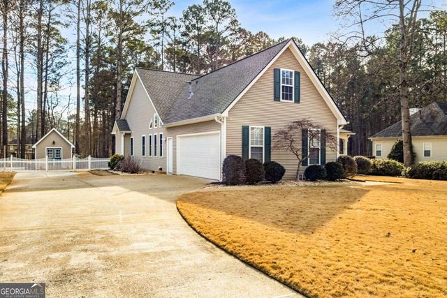 255 Westminister Village Boulevard, Sharpsburg, GA 30277