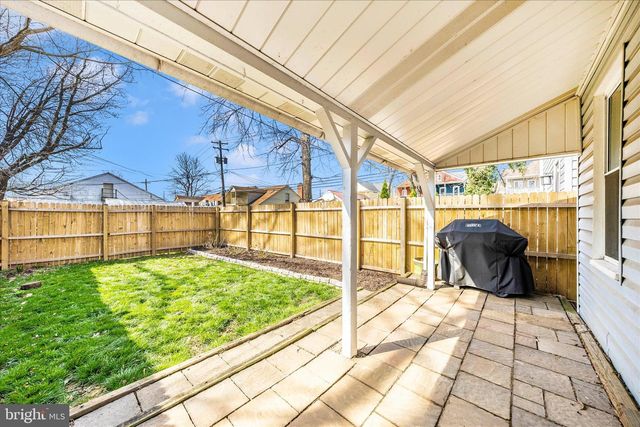 202 MAPLE AVE, Frederick, MD 21701