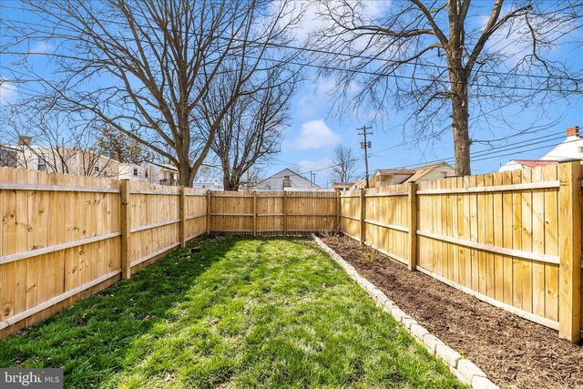 202 MAPLE AVE, Frederick, MD 21701