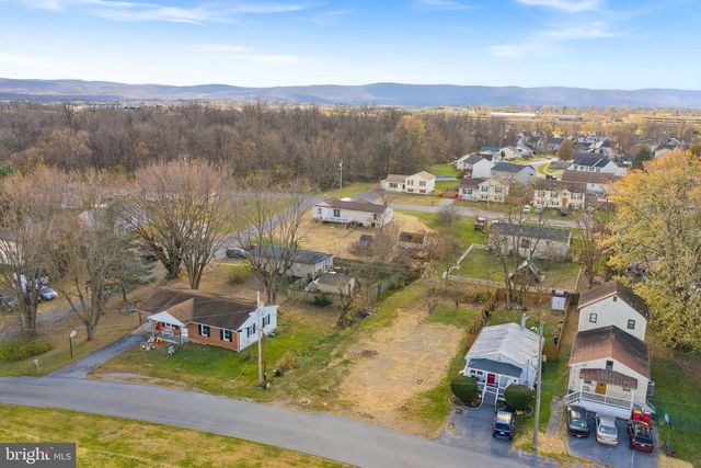 406 E 11TH AVE, Ranson, WV 25438