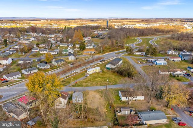 406 E 11TH AVE, Ranson, WV 25438