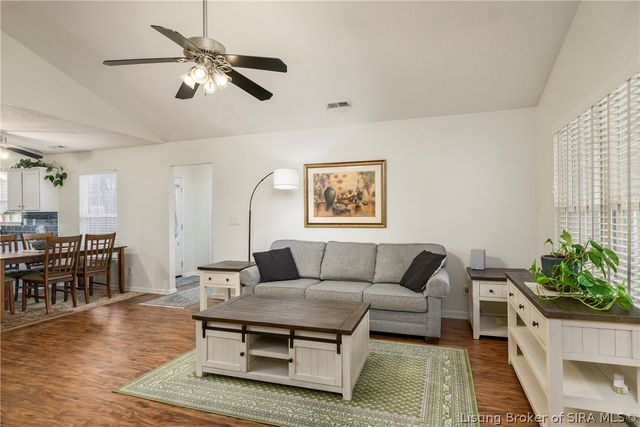 5807 Quarter Court, Jeffersonville, IN 47130