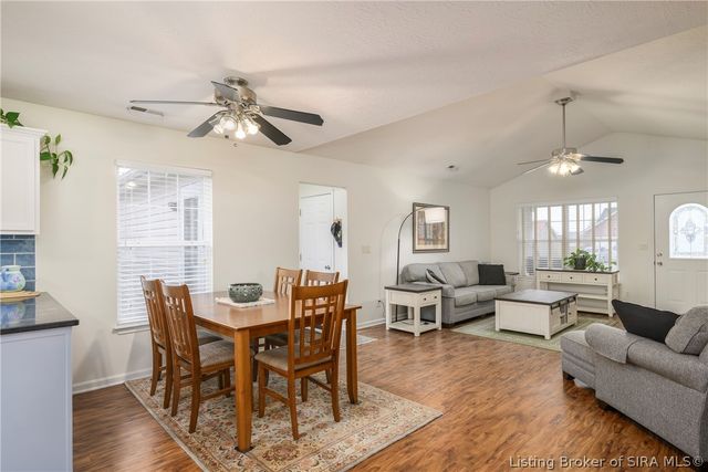 5807 Quarter Court, Jeffersonville, IN 47130