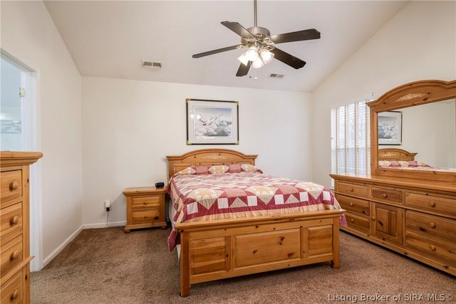 5807 Quarter Court, Jeffersonville, IN 47130