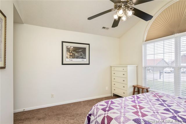 5807 Quarter Court, Jeffersonville, IN 47130