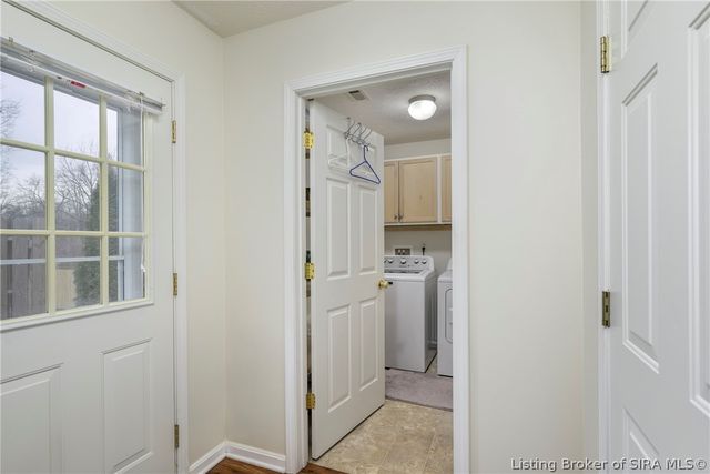 5807 Quarter Court, Jeffersonville, IN 47130