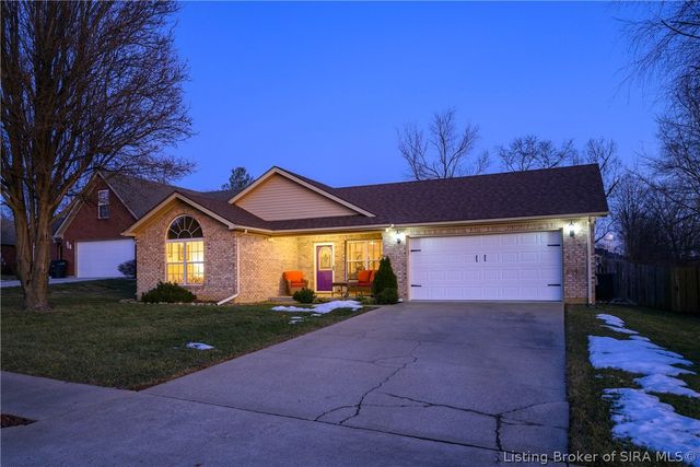 5807 Quarter Court, Jeffersonville, IN 47130