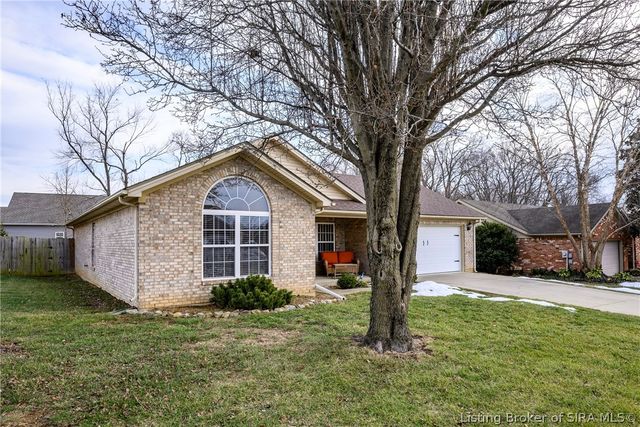 5807 Quarter Court, Jeffersonville, IN 47130