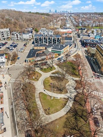 11 Tafthill Ter 4, Boston, MA 02131