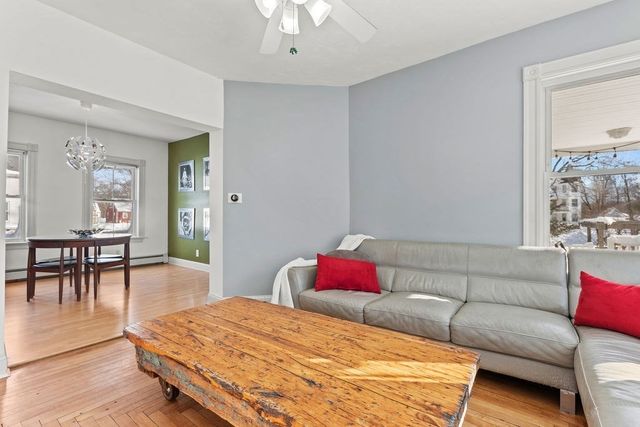 97 East St, Mansfield, MA 02048