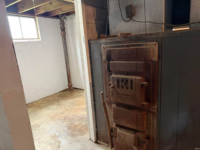 15336 County Farm Rd., Shoals, IN 47581