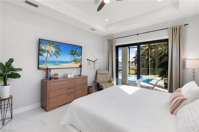 18288 Royal Hammock BLVD, Naples, FL 34114