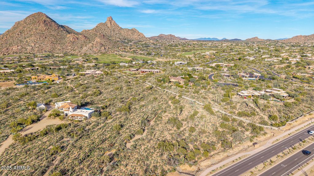 Image 10 of property listing at 9770 E HAPPY VALLEY Road -, Scottsdale, AZ 85255