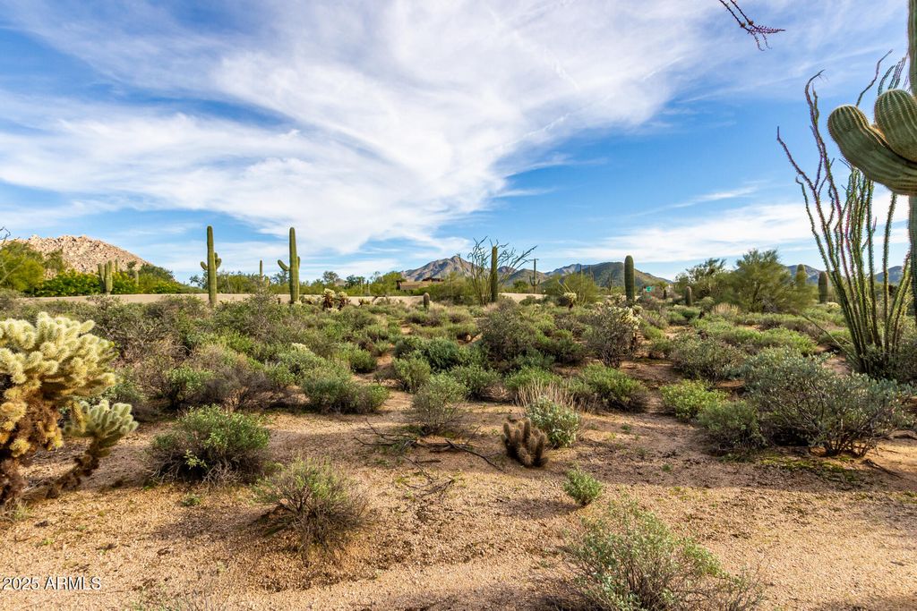 Image 7 of property listing at 9770 E HAPPY VALLEY Road -, Scottsdale, AZ 85255