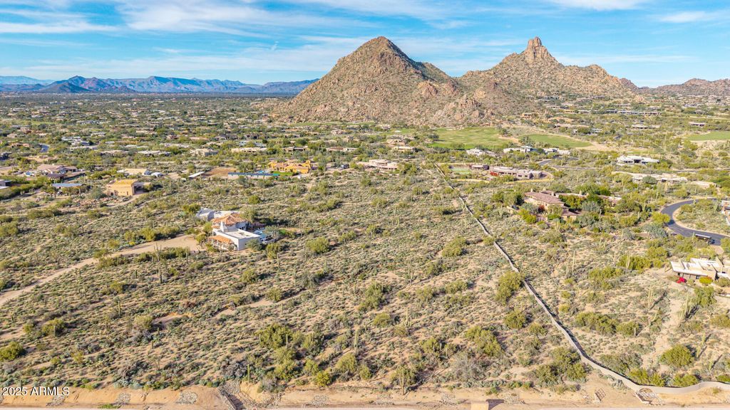Image 9 of property listing at 9770 E HAPPY VALLEY Road -, Scottsdale, AZ 85255