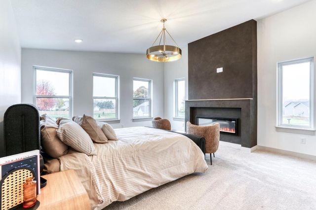 1183 Wisteria Lane, New Richmond, WI 54017