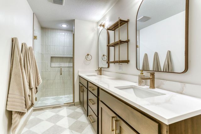 1183 Wisteria Lane, New Richmond, WI 54017