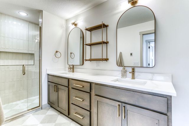 1183 Wisteria Lane, New Richmond, WI 54017