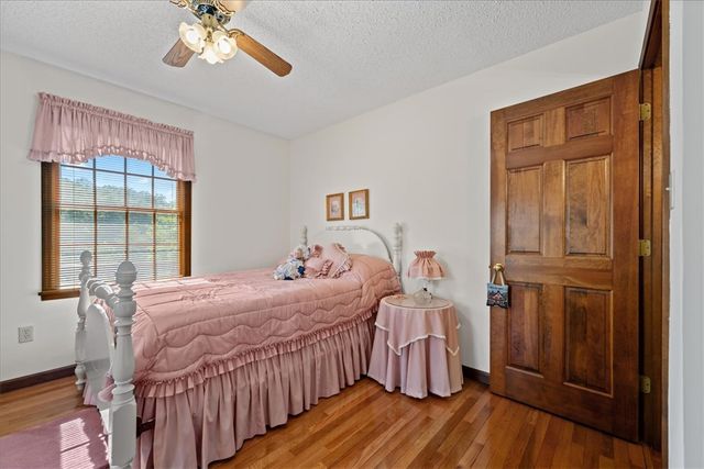 147 Cedar Hill Lane 147, Westminster, SC 29693