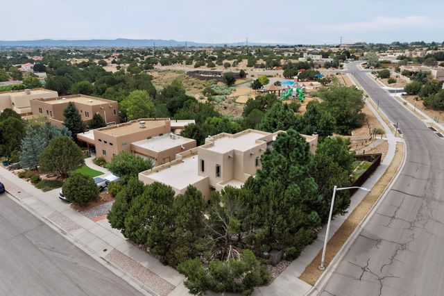 3001 Pueblo Puye, Santa Fe, NM 87507