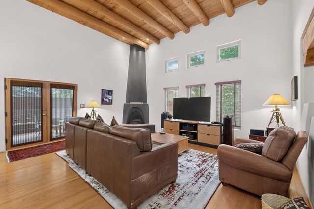 3001 Pueblo Puye, Santa Fe, NM 87507