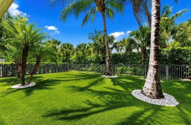 5603 Delacroix Terrace, Palm Beach Gardens, FL 33418