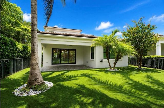 5603 Delacroix Terrace, Palm Beach Gardens, FL 33418