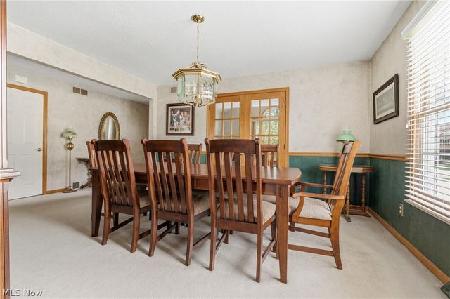 6862 Red Deer Circle NW, Canton, OH 44708