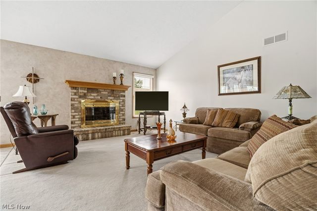 6862 Red Deer Circle NW, Canton, OH 44708