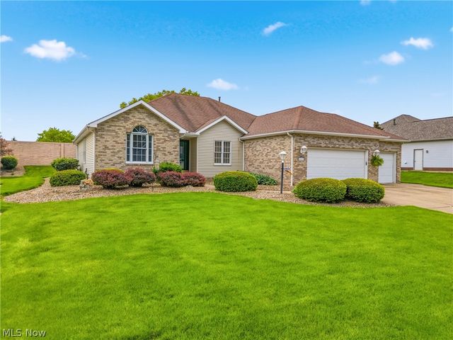 6862 Red Deer Circle NW, Canton, OH 44708
