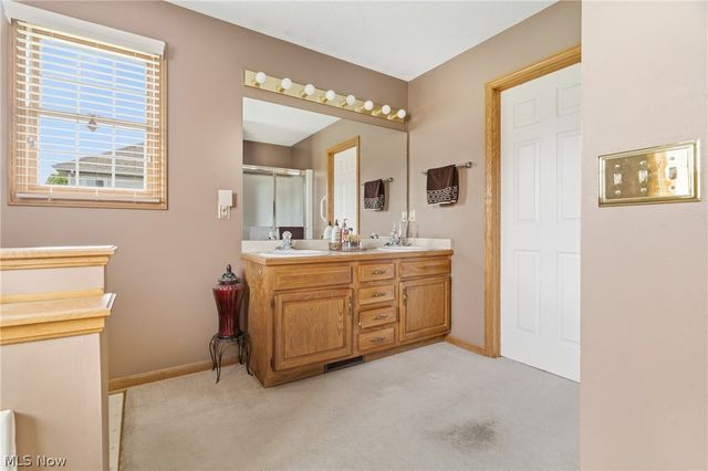 6862 Red Deer Circle NW, Canton, OH 44708