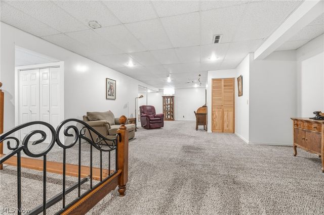 6862 Red Deer Circle NW, Canton, OH 44708
