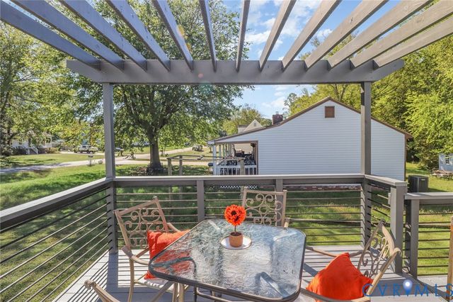 10906 Timonium Dr, Chester, VA 23831