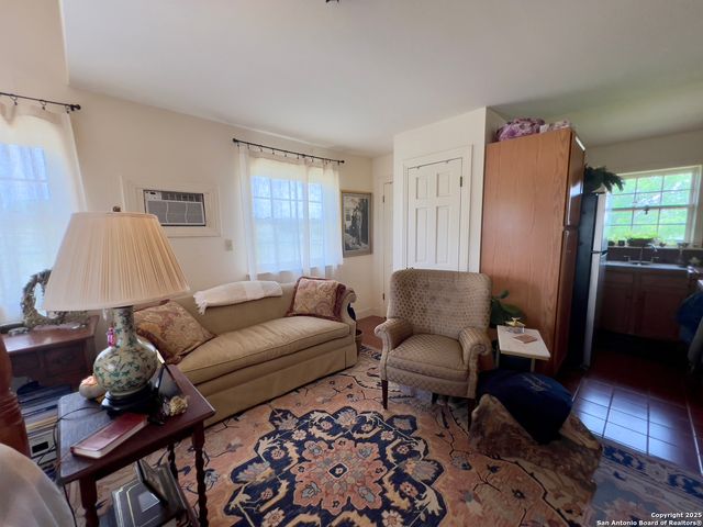 545 HIGHGATE DR, Bandera, TX 78003
