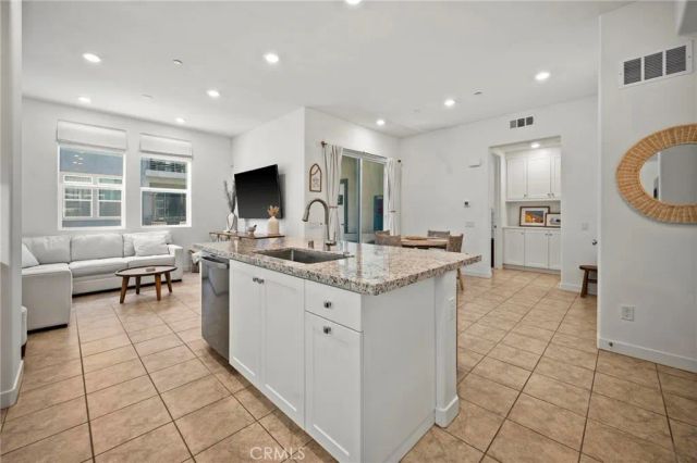 27410 Merlin Place 203, Valencia, CA 91381