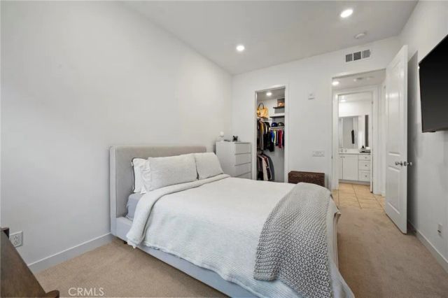 27410 Merlin Place 203, Valencia, CA 91381