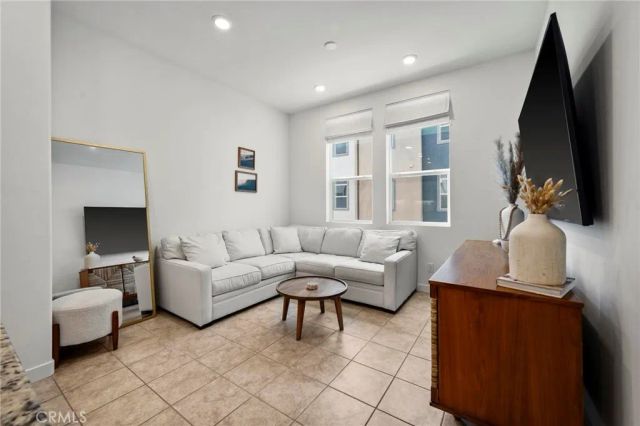 27410 Merlin Place 203, Valencia, CA 91381