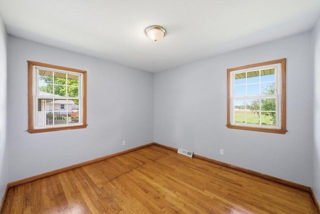 3207 E 26th Street, Des Moines, IA 50317
