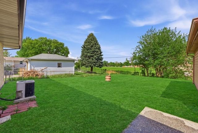 3207 E 26th Street, Des Moines, IA 50317