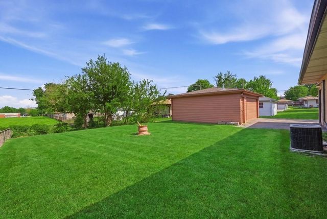 3207 E 26th Street, Des Moines, IA 50317