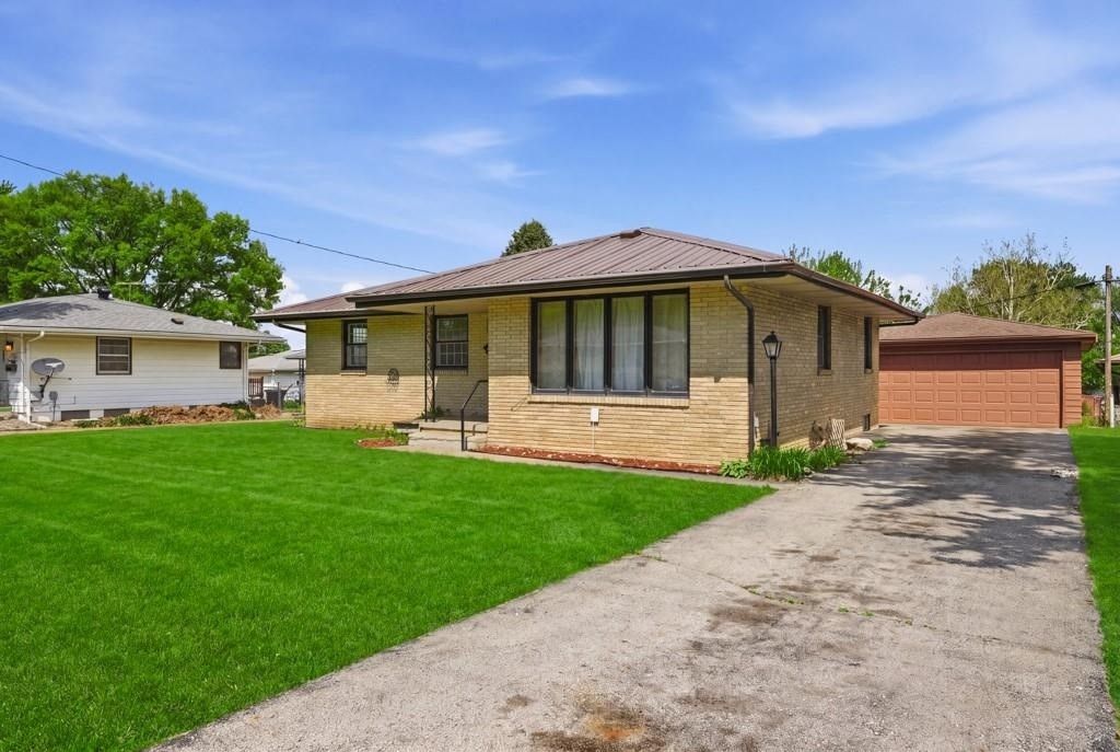 3207 E 26th Street, Des Moines, IA 50317
