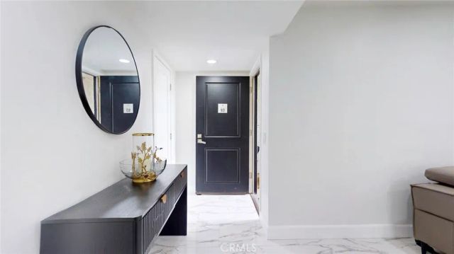 4632 Park Granada 93, Calabasas, CA 91302