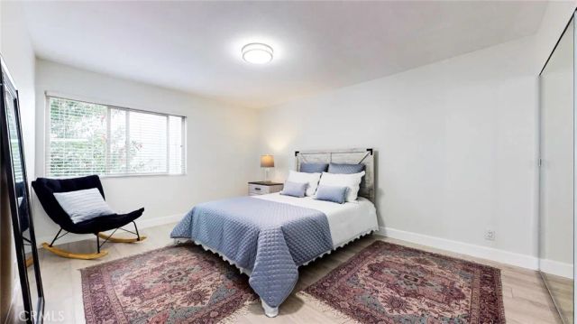 4632 Park Granada 93, Calabasas, CA 91302